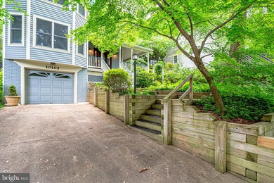 10105 Meadowneck Ct, Silver Spring, MD 20910 - photo 4