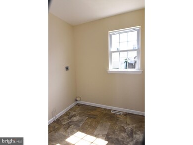 1003 Alexander Dr, Temple, PA 19560 - photo 7