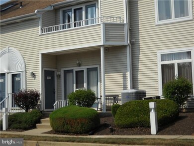 3403 Elizabeths Ct, North Wales, PA 19454 - photo 4