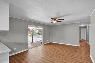 breakfast / keeping room