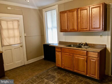 637 Poplar St, Lancaster, PA 17603 - photo 5