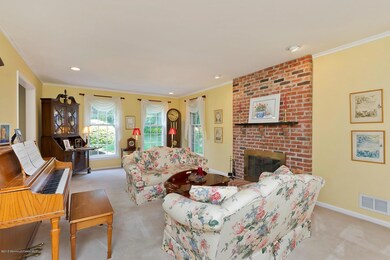 33 Dana Ln, Colts Neck, NJ 07722 - photo 4