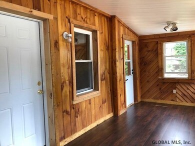 29 Pine St, Corinth, NY 12822 - photo 3