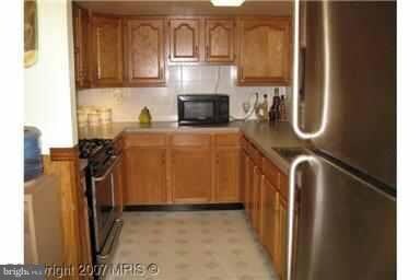 92 English Muffin Way, Berkeley Springs, WV 25411 - photo 5