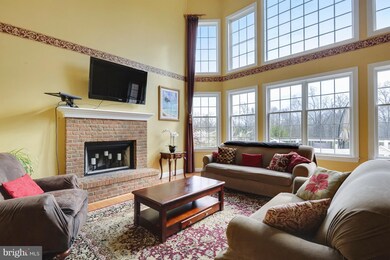 43244 Valiant Dr, Chantilly, VA 20152 - photo 5