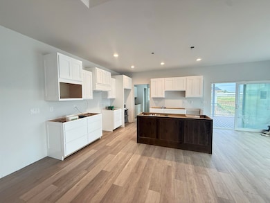 7685 Stonecrop Way, Deforest, WI 53532 - photo 4