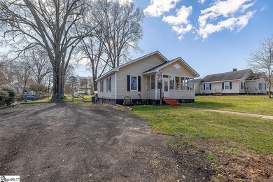 28 2nd St, Inman, SC 29349 - photo 2