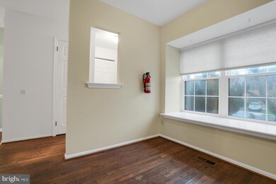 509 Waller Way, Norristown, PA 19403 - photo 5