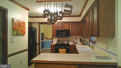 10705 Whiperwhill Ct, Spotsylvania, VA 22553 - photo 6