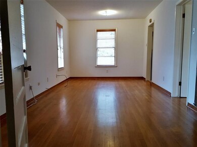 1604 Cherryhurst St unit B, Houston, TX 77006 - photo 3