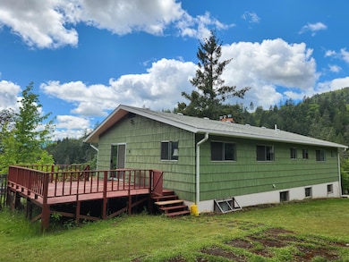 1101 W Jones Creek Rd, Grants Pass, OR 97526 - photo 5