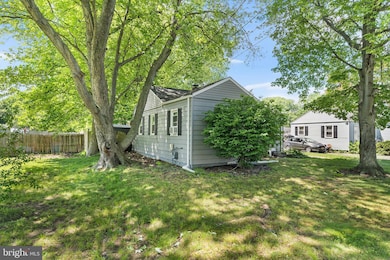 221 Walnut St, West Deptford, NJ 08096 - photo 4