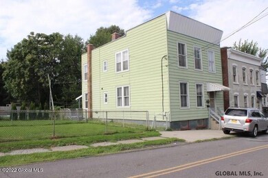 24 Cottage St, Troy, NY 12180 - photo 2