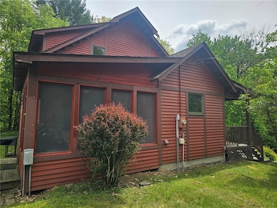 Side view of screen porch.