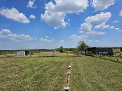 272 Walker Creek Rd, Ennis, TX 75119 - photo 5