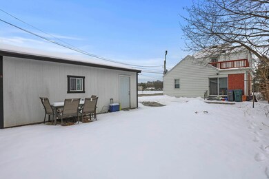 1040 N Jackson St, Waukegan, IL 60085 - photo 2