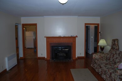 LivingRoom2