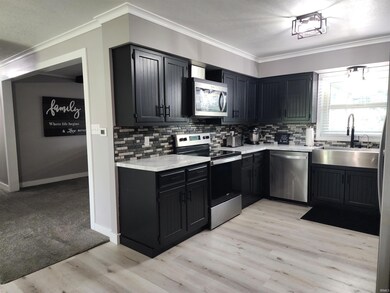 2024 Pleasant Ridge Dr, Fort Wayne, IN 46819 - photo 6