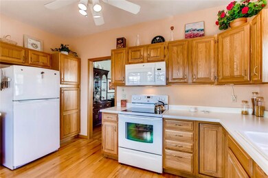 Kitchen with counter space to prep those scrumptio
