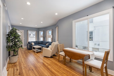 94 W 17th St, Holland, MI 49423 - photo 2