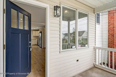 136 E Grove St, Taylor, PA 18517 - photo 5