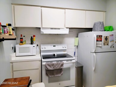 4 Kitchen