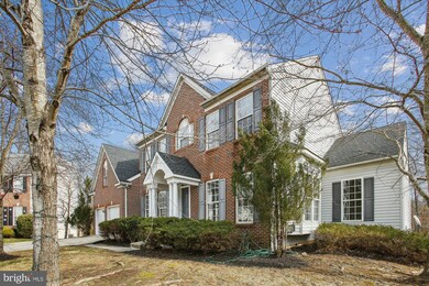 10408 Lowmoor Ct, Lanham, MD 20706 - photo 2