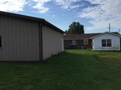 143 Walker Ln, Lawrenceburg, KY 40342 - photo 5