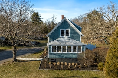 72 Canterbury St, Hingham, MA 02043 - photo 2