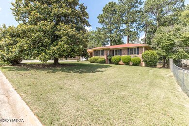 2589 Hyde Park Rd, Macon, GA 31211 - photo 3