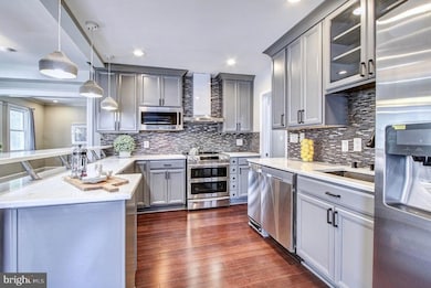 4415 Bradley Ln, Chevy Chase, MD 20815 - photo 4