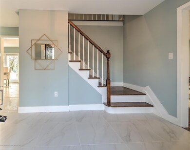 03-FOYER
