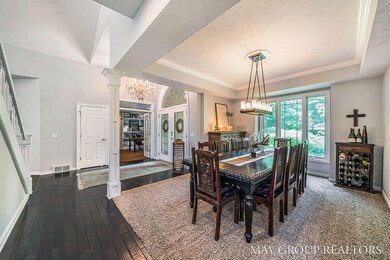 Formal Dining
