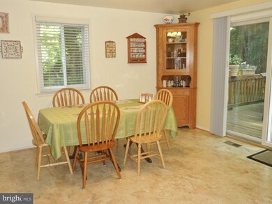 14407 Pebble Hill Ln, North Potomac, MD 20878 - photo 5