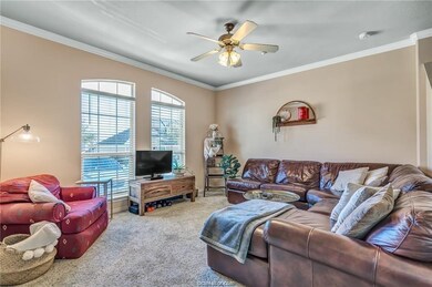 1198 Jones Butler Rd unit 403, College Station, TX 77840 - photo 7