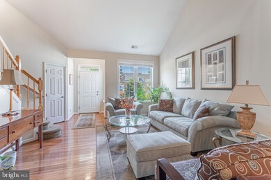 13702 Longmeade Ct, Gainesville, VA 20155 - photo 5