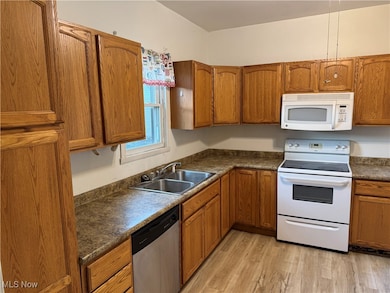 123 S 12th St, Coshocton, OH 43812 - photo 3