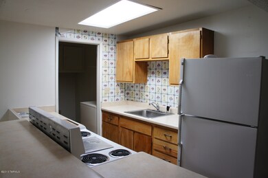 8125 E Nicaragua Dr, Tucson, AZ 85730 - photo 5