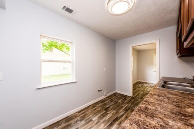 2005 Baldwin Dr, Niles, MI 49120 - photo 7