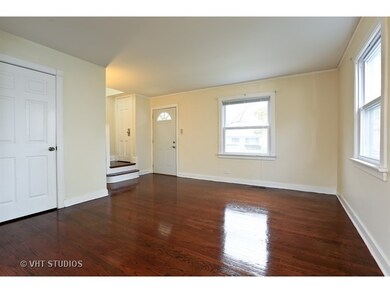 1669 S Cora St, Des Plaines, IL 60018 - photo 5