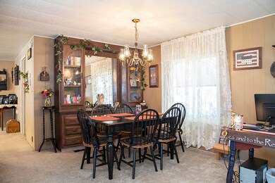 340 Beechwood Dr, Grants Pass, OR 97526 - photo 6