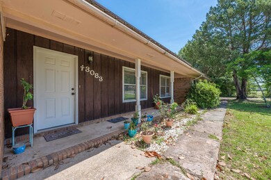3083 Skyline Dr-Crestview-11