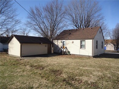 347 Emma St, Franklin, IN 46131 - photo 5