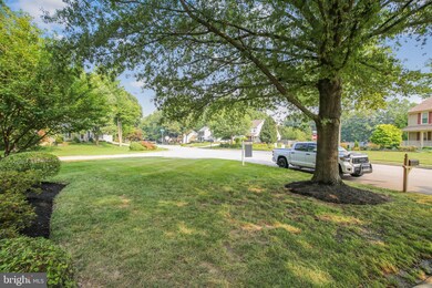 9119 Northedge Dr, Springfield, VA 22153 - photo 4