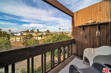 7742 Redlands St unit H3025, Playa Del Rey, CA 90293 - photo 4