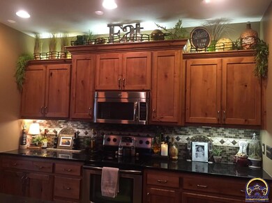 3311 SW 44th Terrace, Topeka, KS 66610 - photo 7