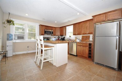 22 Beech St, Milford, NH 03055 - photo 5