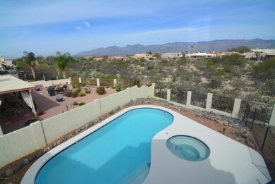 Pool/Jacuzzi View