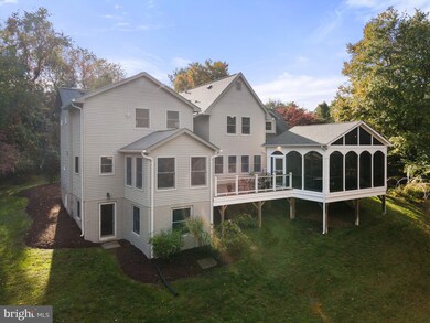 11001 Burywood Ln, Reston, VA 20194 - photo 6