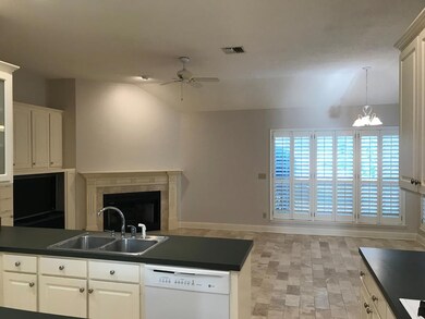 1008 Avenue C, Fredericksburg, TX 78624 - photo 7